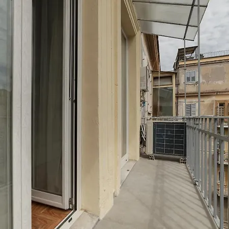 Apartamento Rione Prati Elegant With Balcony