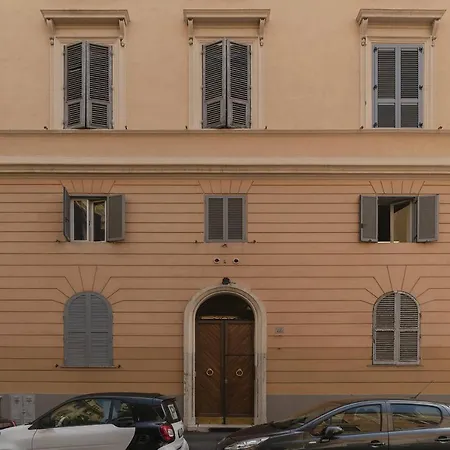 Apartamento Rione Prati Elegant With Balcony